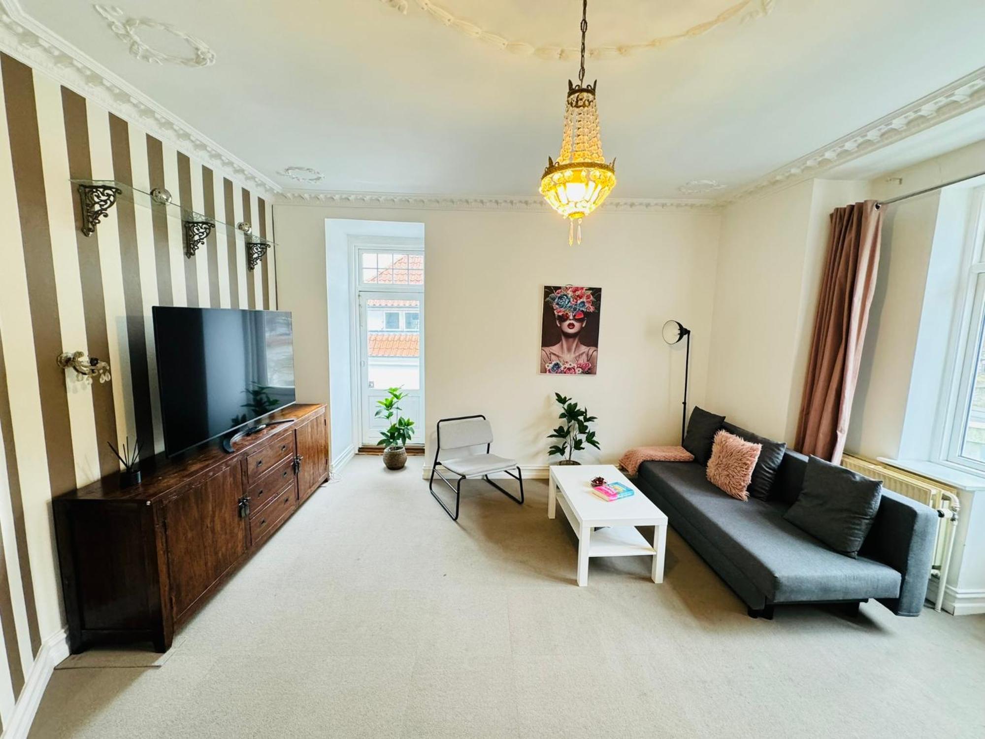 Aday - Villa Firenze - 2 Bedrooms Bright Apartment Aalborg Ngoại thất bức ảnh