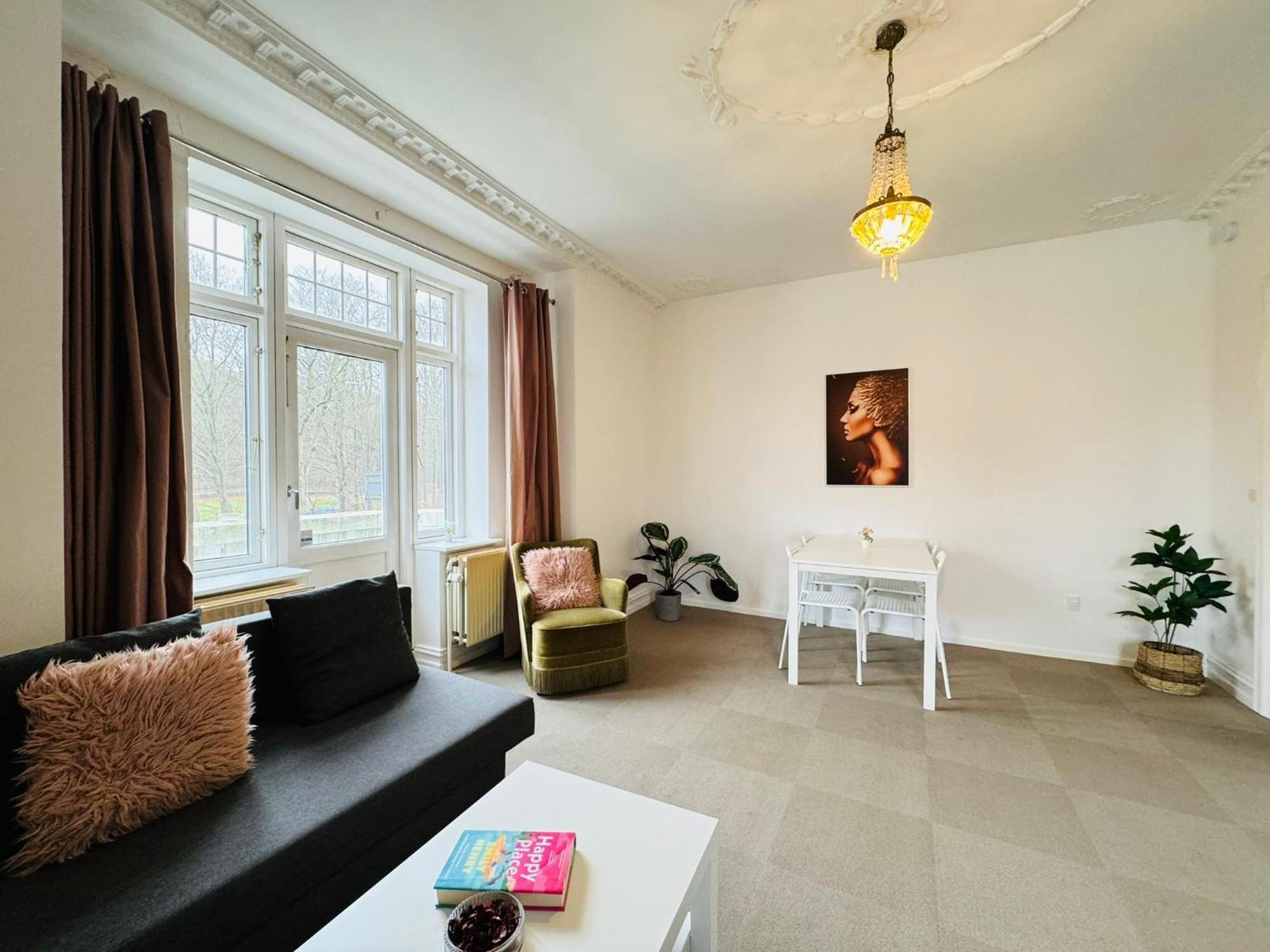 Aday - Villa Firenze - 2 Bedrooms Bright Apartment Aalborg Ngoại thất bức ảnh
